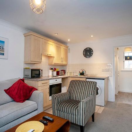 The Spires - Cosy Apartment Just Outside Of City Centre Canterbury Buitenkant foto