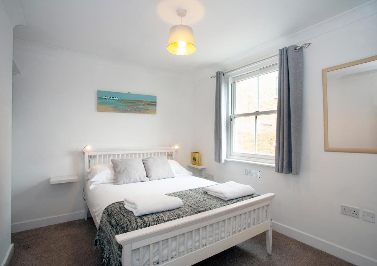 The Spires - Cosy Apartment Just Outside Of City Centre Canterbury Buitenkant foto